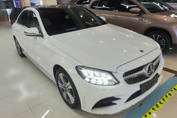 Used Mercedes-Benz C-Class 2021 C 260 L Sport Edition Front Right 45 Deg
