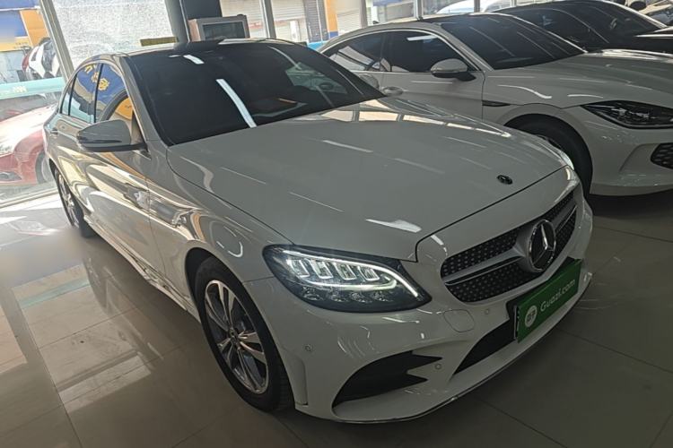 Used Mercedes-Benz C-Class 2021 C 200 L Fashion Edition Sport Version Front Right 45 Deg