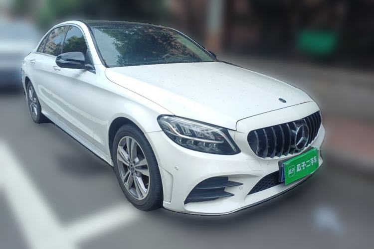 Used Mercedes-Benz C-Class 2021 C 200 L Fashion Edition Sport Version Front Right 45 Deg