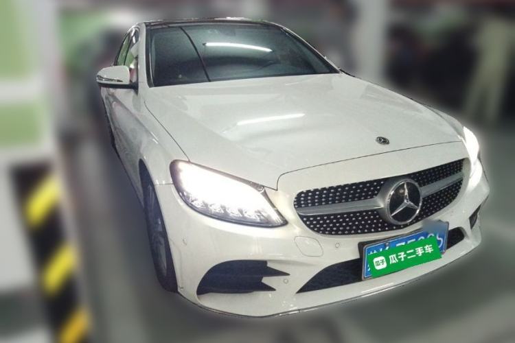 Used Mercedes-Benz C-Class 2021 C 200 L Fashion Edition Sport Version Front Right 45 Deg