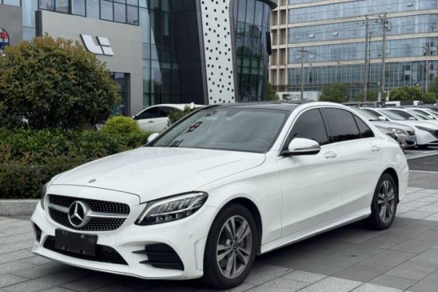 Ojetý Mercedes-Benz C-Class 2021 C 200 L Fashion Edition Sport Version