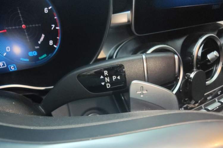 Used Mercedes-Benz C-Class 2021 C 260 L Sport Edition Gear Lever