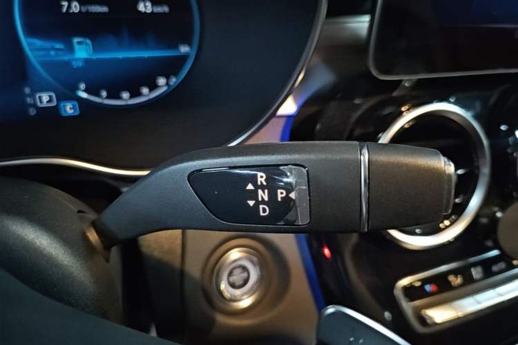 Used Mercedes-Benz C-Class 2021 C 260 Star Edition Gear Lever