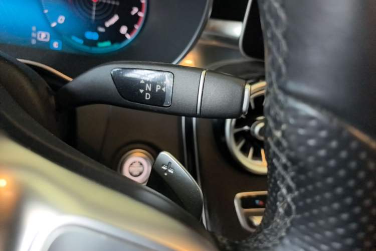 Used Mercedes-Benz C-Class 2021 C 260 L Sport Edition Star Collection Gear Lever