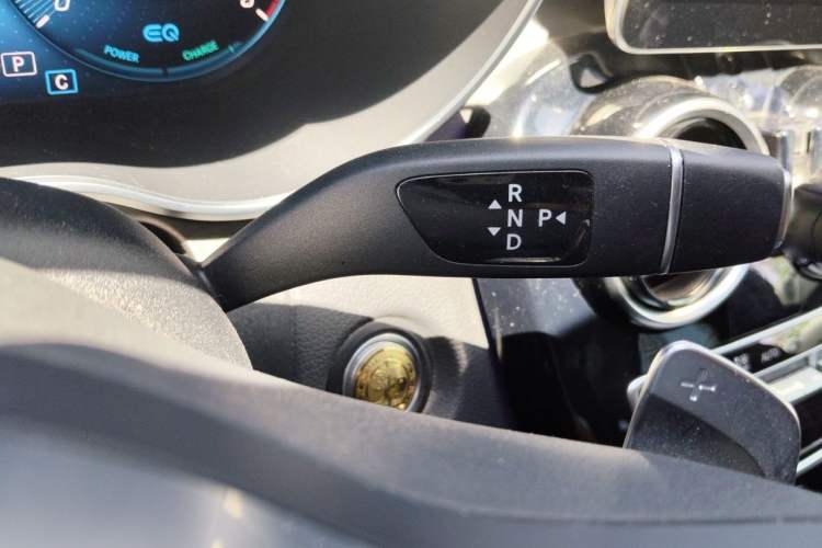 Used Mercedes-Benz C-Class 2021 C 260 Star Edition Gear Lever