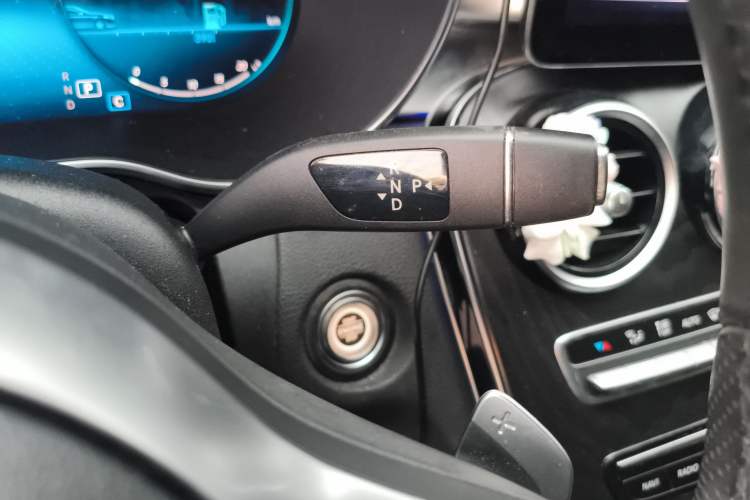 Used Mercedes-Benz C-Class 2021 C 200 L Fashion Model Gear Lever