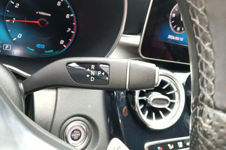 Used Mercedes-Benz C-Class 2021 C 260 Star Edition Gear Lever