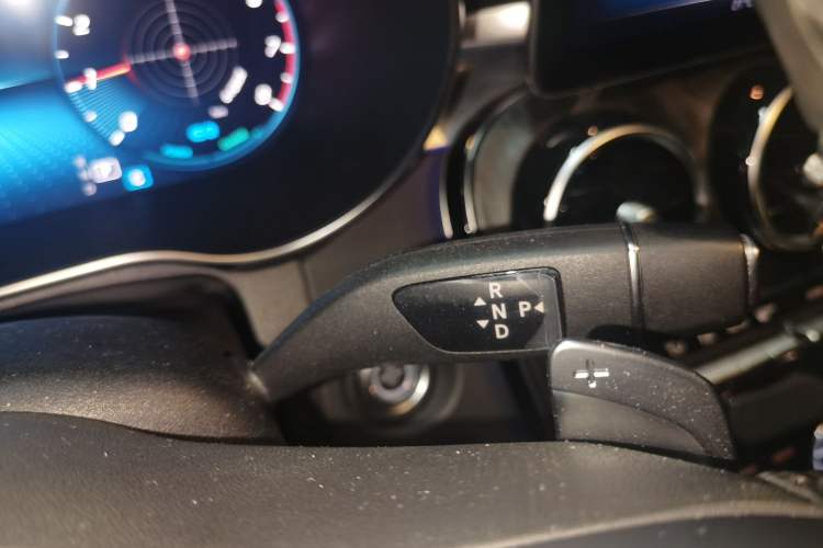 Used Mercedes-Benz C-Class 2021 C 260 L Sport Edition Star Collection Gear Lever