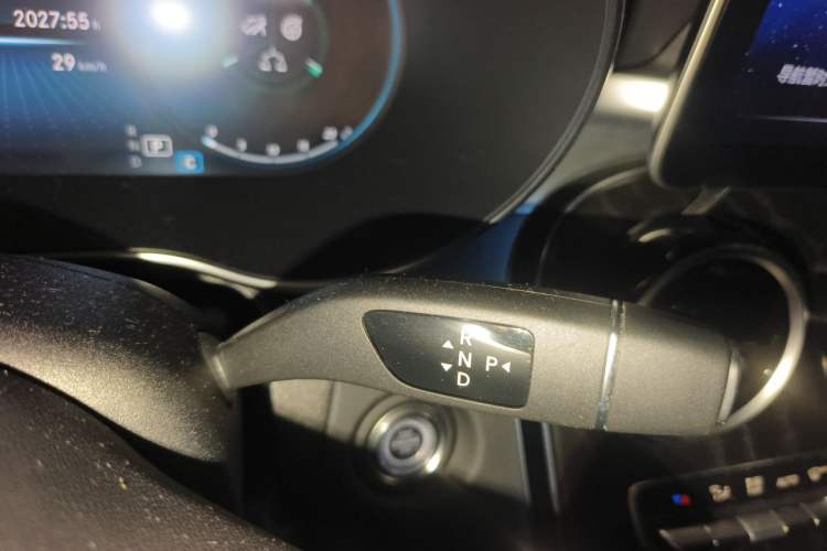 Used Mercedes-Benz C-Class 2021 C 200 L Fashion Edition Sport Version Gear Lever