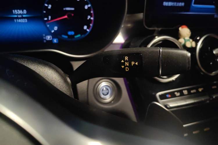 Used Mercedes-Benz C-Class 2021 C 260 Star Edition Gear Lever