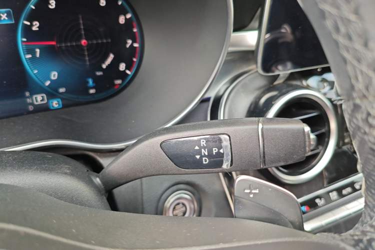 Used Mercedes-Benz C-Class 2021 C 200 L Fashion Edition Sport Version Gear Lever