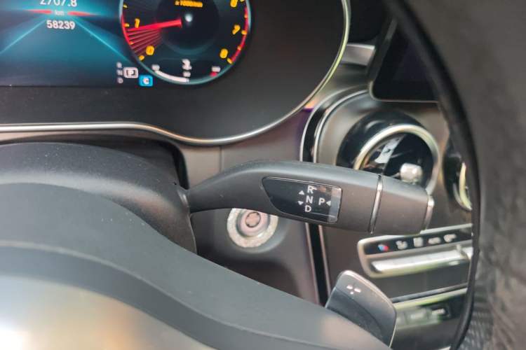 Used Mercedes-Benz C-Class 2021 C 200 L Fashion Edition Sport Version Gear Lever