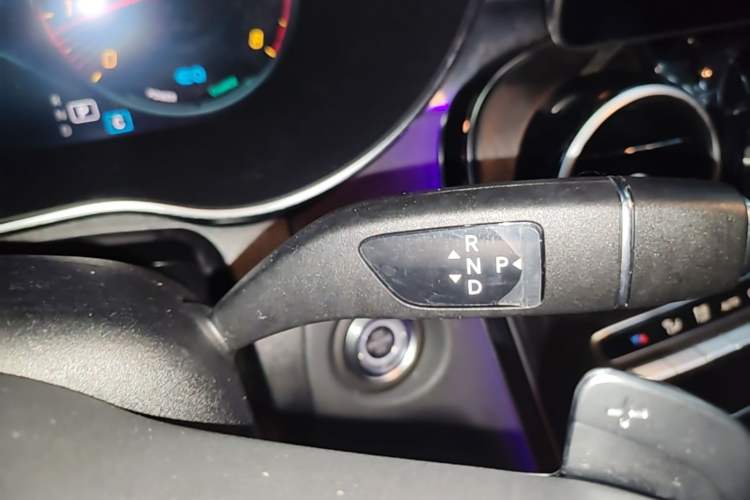 Used Mercedes-Benz C-Class 2021 C 260 L Sport Edition Gear Lever
