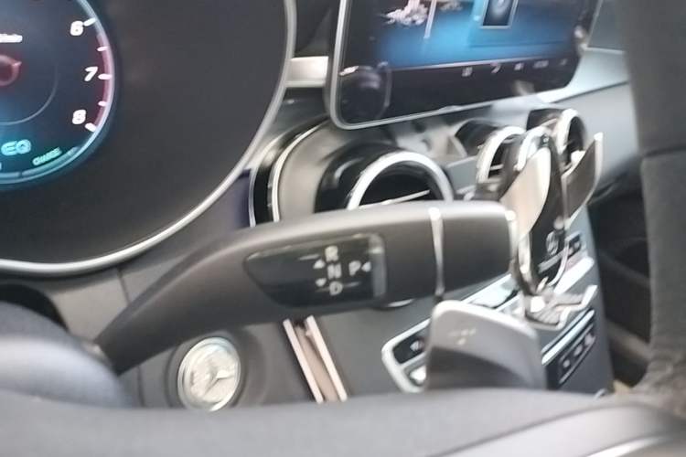 Used Mercedes-Benz C-Class 2021 C 260 L Sport Edition Gear Lever