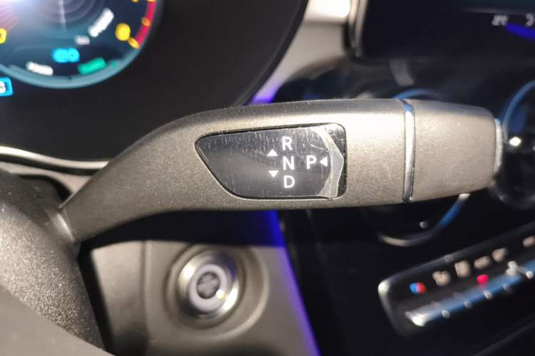 Used Mercedes-Benz C-Class 2021 C 260 Star Edition Gear Lever