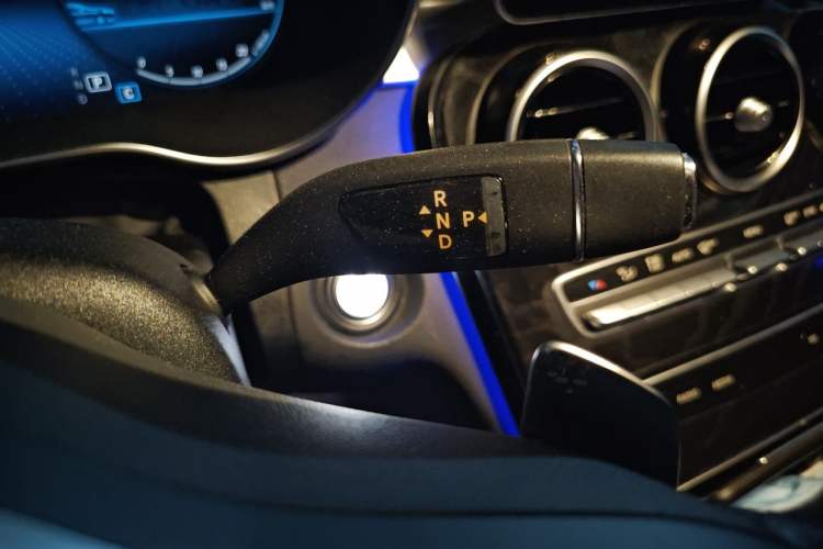 Used Mercedes-Benz C-Class 2021 C 200 L Fashion Edition Sport Version Gear Lever