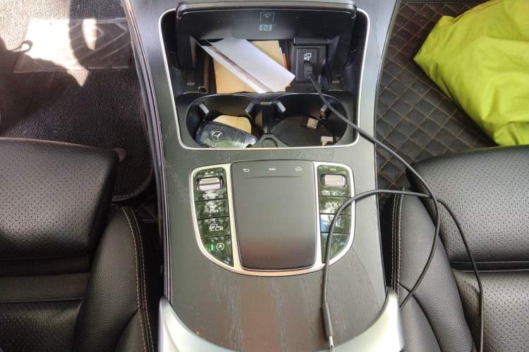 Used Mercedes-Benz C-Class 2021 C 260 L Sport Edition Star Collection Gear Lever