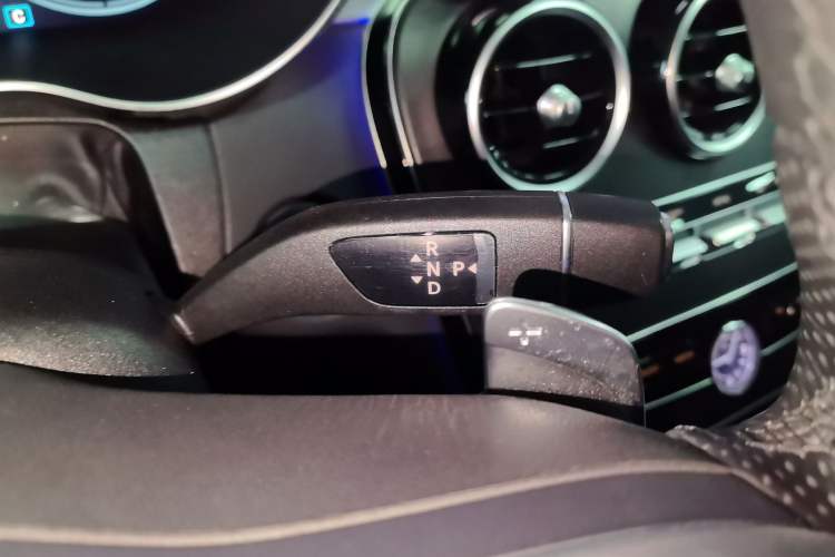 Used Mercedes-Benz C-Class 2021 C 260 L Sport Edition Star Collection Gear Lever