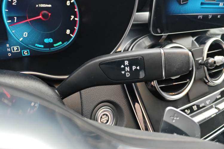 Used Mercedes-Benz C-Class 2021 C 260 L Sport Edition Gear Lever
