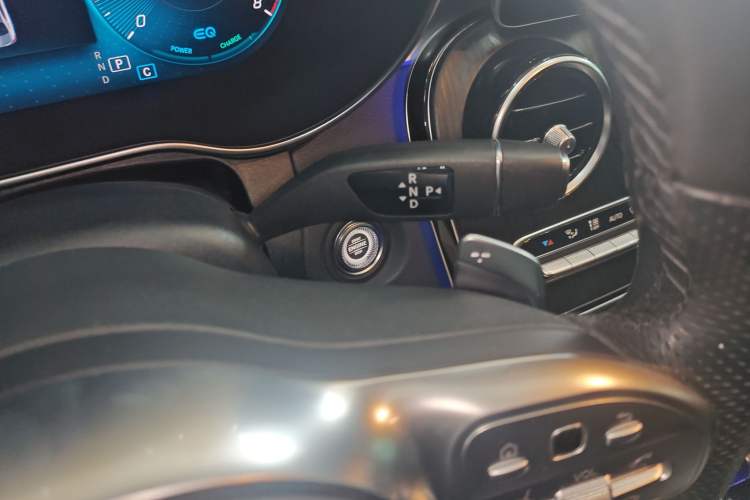 Used Mercedes-Benz C-Class 2021 C 260 L Sport Edition Gear Lever