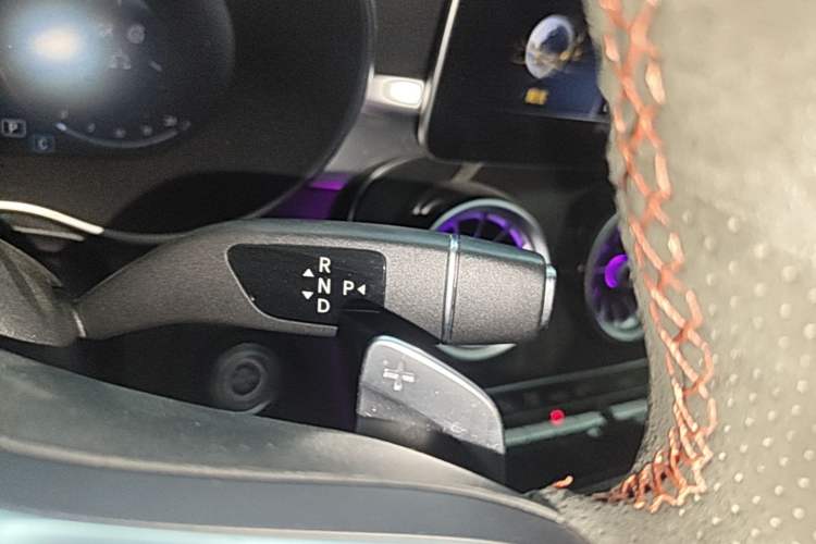 Used Mercedes-Benz C-Class 2021 C 200 L Fashion Edition Sport Version Gear Lever