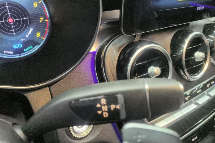 Used Mercedes-Benz C-Class 2021 C 260 L Sport Edition Gear Lever