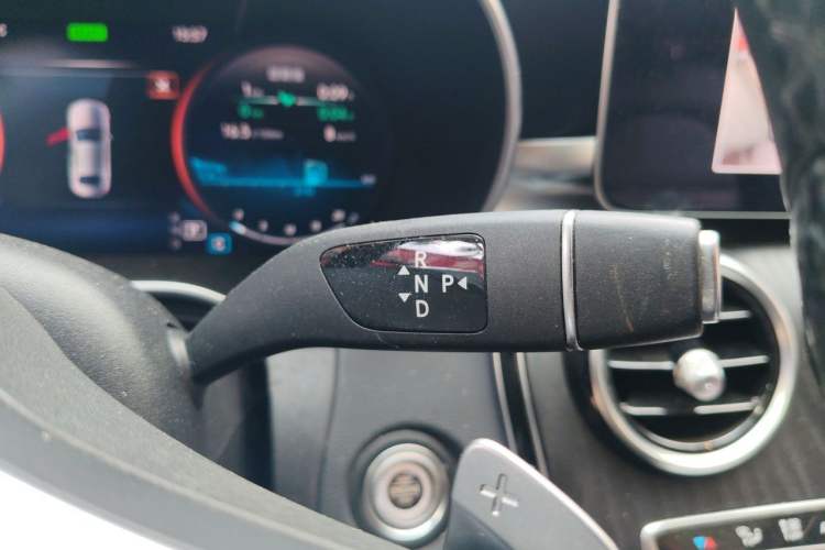 Used Mercedes-Benz C-Class 2021 C 260 L Sport Edition Star Collection Gear Lever