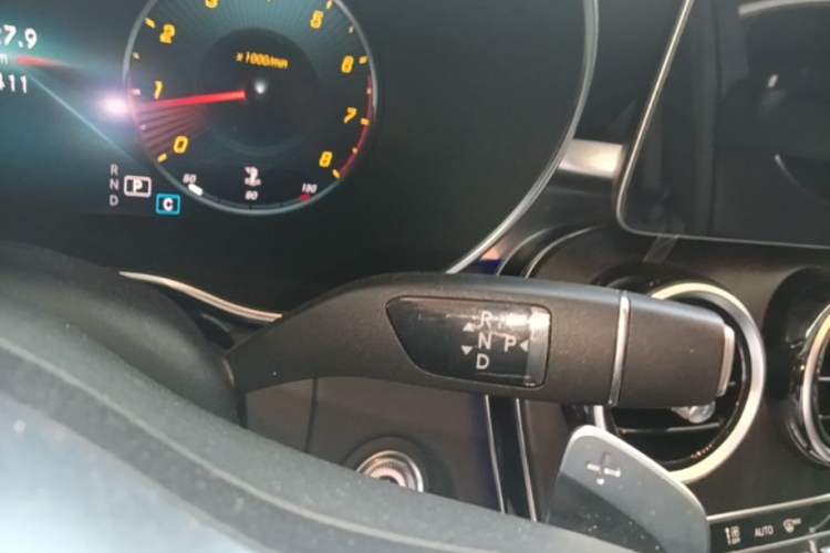 Used Mercedes-Benz C-Class 2021 C 200 L Fashion Edition Sport Version Gear Lever