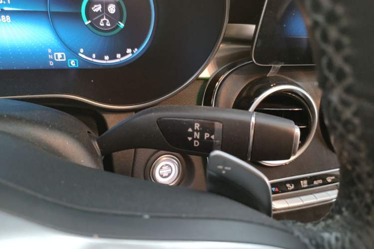 Used Mercedes-Benz C-Class 2021 C 260 L Sport Edition Gear Lever