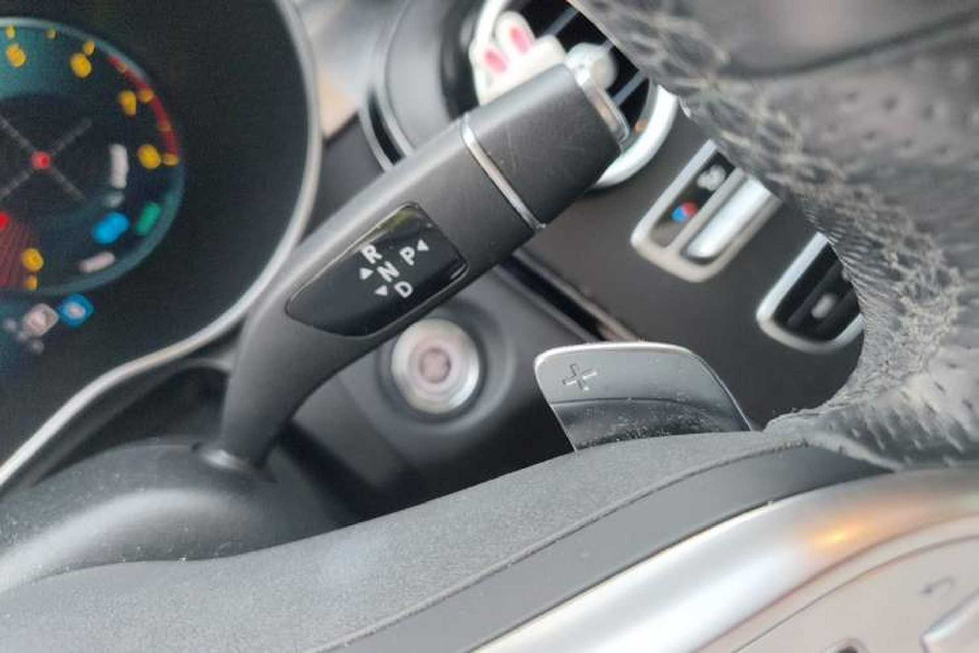Used Mercedes-Benz C-Class 2021 C 260 L Sport Edition Star Collection Gear Lever