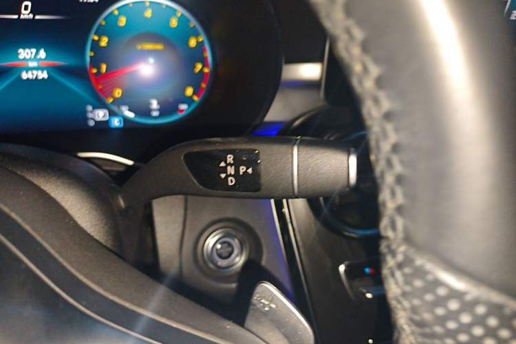 Used Mercedes-Benz C-Class 2021 C 200 L Fashion Edition Sport Version Gear Lever