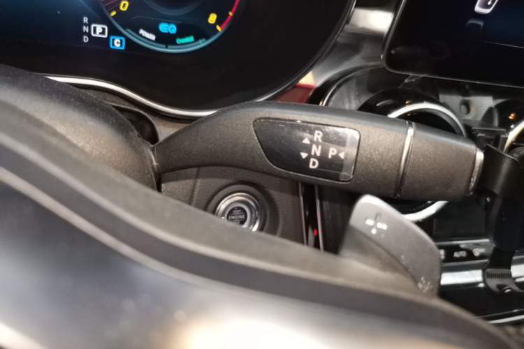 Used Mercedes-Benz C-Class 2021 C 260 L Sport Edition Gear Lever