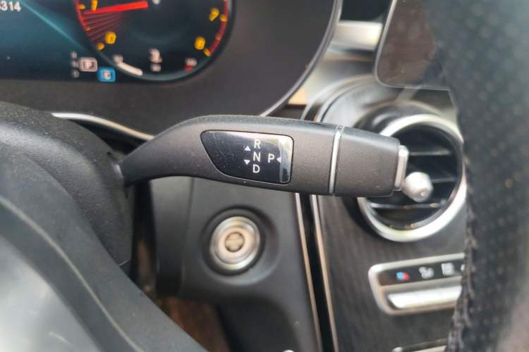 Used Mercedes-Benz C-Class 2021 C 200 L Fashion Edition Sport Version Gear Lever