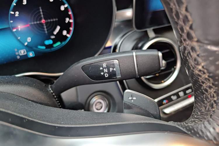 Used Mercedes-Benz C-Class 2021 C 260 L Sport Edition Star Collection Gear Lever