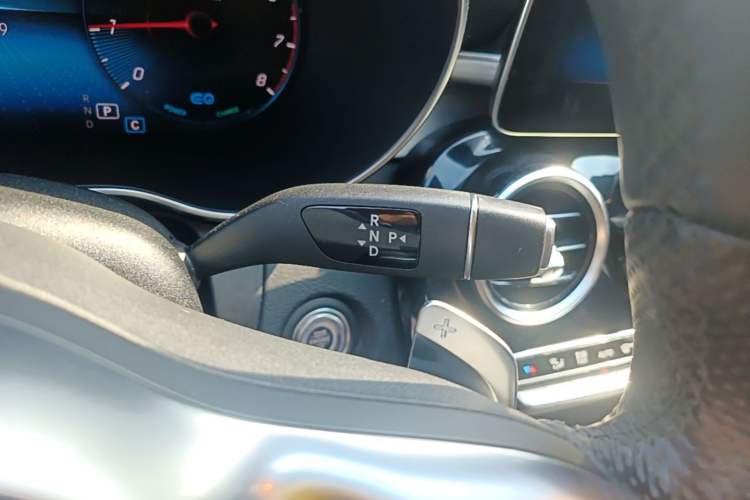 Used Mercedes-Benz C-Class 2021 C 260 Star Edition Gear Lever