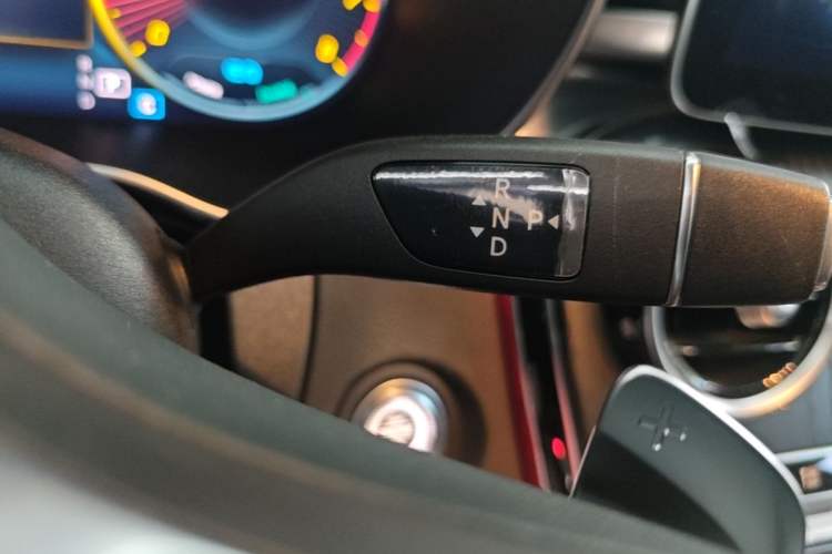 Used Mercedes-Benz C-Class 2021 C 260 L Sport Edition Gear Lever
