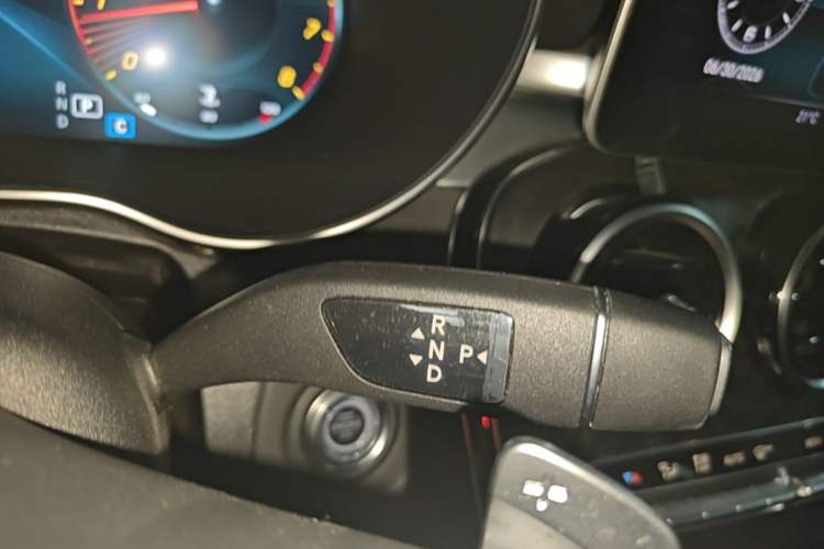 Used Mercedes-Benz C-Class 2021 C 200 L Fashion Edition Sport Version Gear Lever