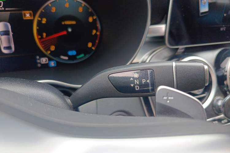 Used Mercedes-Benz C-Class 2021 C 260 L Sport Edition Gear Lever