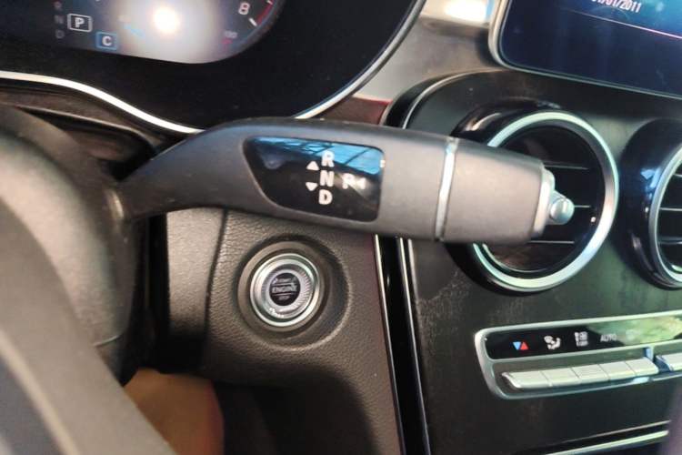 Used Mercedes-Benz C-Class 2021 C 200 L Fashion Edition Sport Version Gear Lever