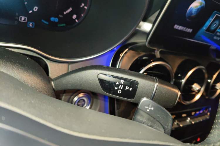Used Mercedes-Benz C-Class 2021 C 260 L Sport Edition Gear Lever