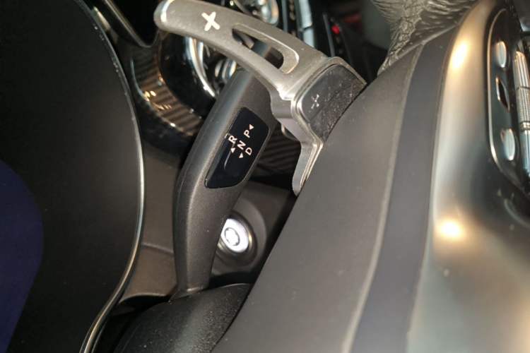 Used Mercedes-Benz C-Class 2021 C 260 Star Edition Gear Lever