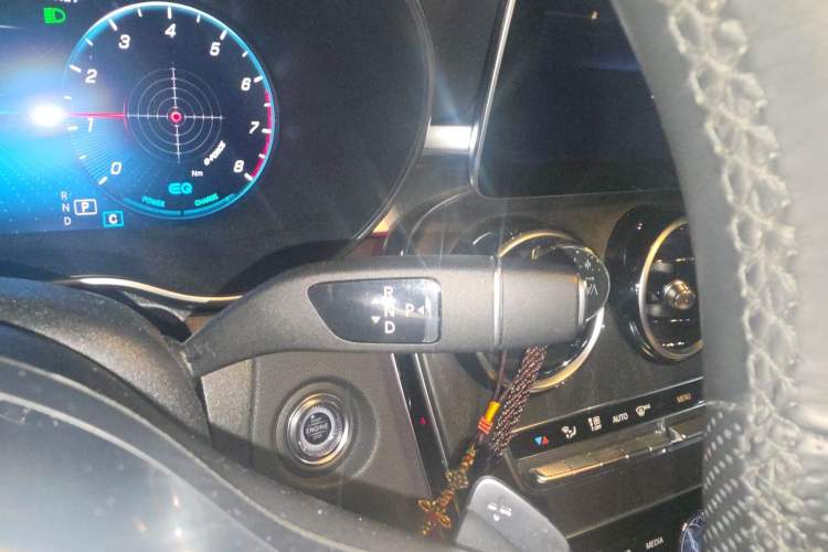 Used Mercedes-Benz C-Class 2021 C 260 L Sport Edition Star Collection Gear Lever