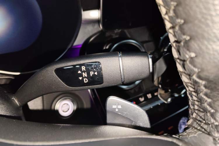 Used Mercedes-Benz C-Class 2021 C 260 L Sport Edition Star Collection Gear Lever