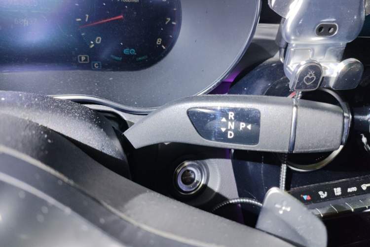 Used Mercedes-Benz C-Class 2021 C 260 Star Edition Gear Lever