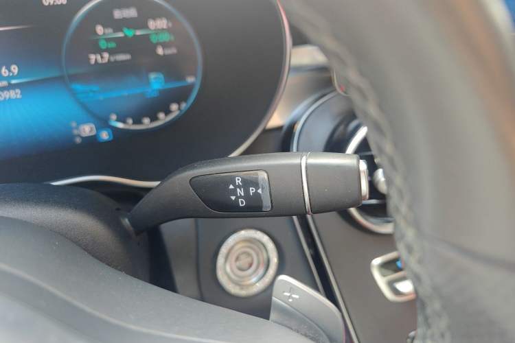 Used Mercedes-Benz C-Class 2021 C 260 L Sport Edition Gear Lever