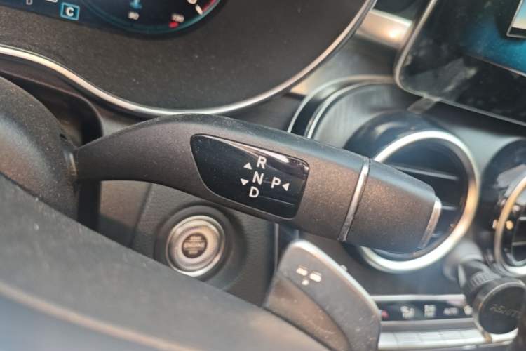 Used Mercedes-Benz C-Class 2021 C 200 L Fashion Edition Sport Version Gear Lever