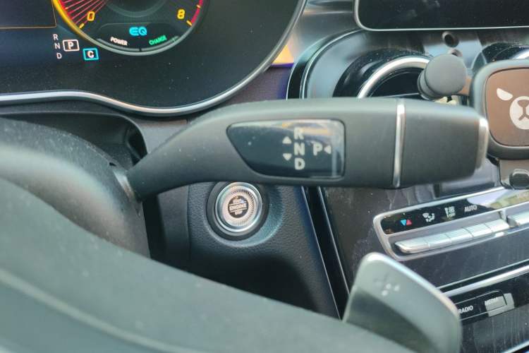 Used Mercedes-Benz C-Class 2021 C 260 L Sport Edition Gear Lever