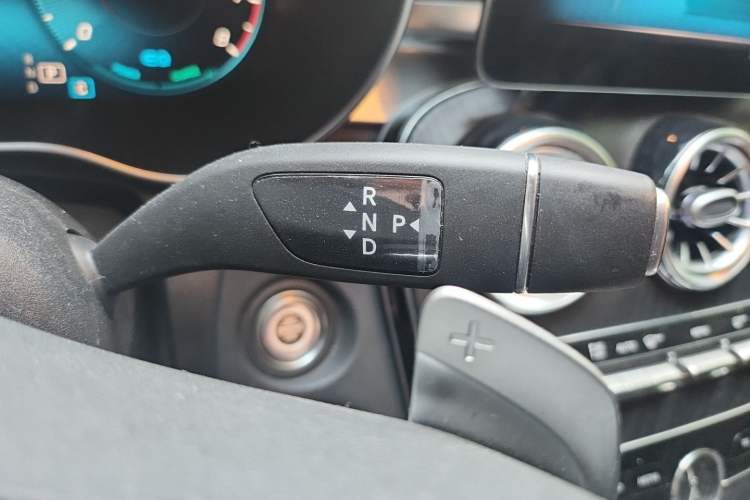 Used Mercedes-Benz C-Class 2021 C 260 L Sport Edition Star Collection Gear Lever