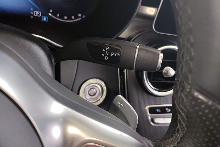 Used Mercedes-Benz C-Class 2021 C 200 L Fashion Edition Sport Version Gear Lever