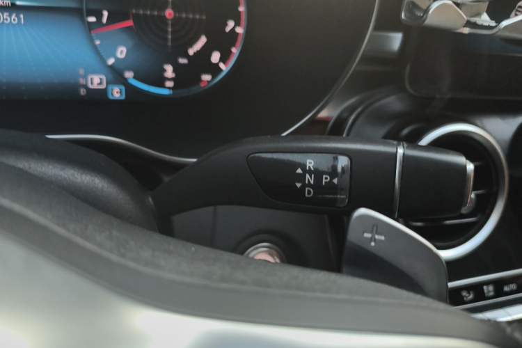 Used Mercedes-Benz C-Class 2021 C 200 L Fashion Edition Sport Version Gear Lever